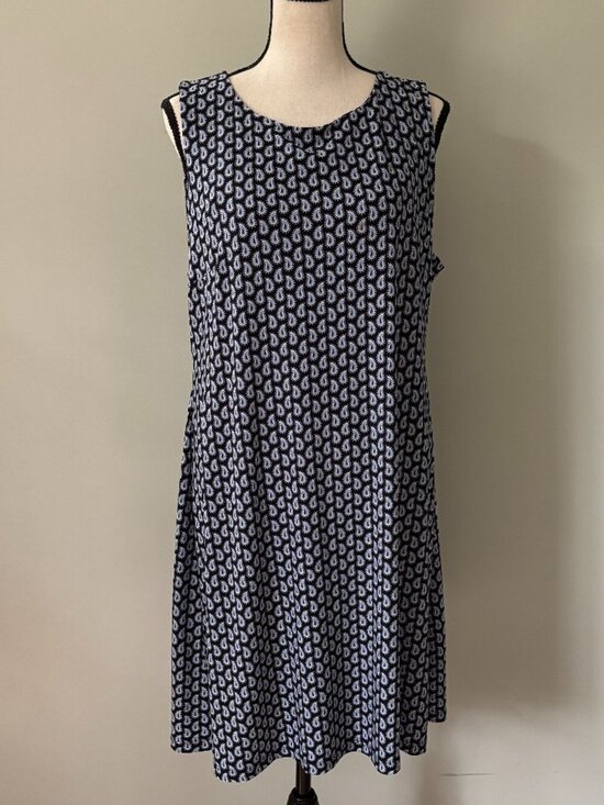 Tommy Hilfiger Dresses & Skirts - CLEARANCE Tommy Hilfiger Paisley Print Sleeveless Shift Dress Size 14 Like New